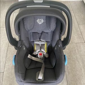 UPPAbaby Mesa Infant barely used Car Seat With 2 Bases-Jordan.